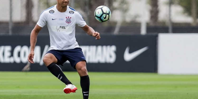 Flamengo tenta reduzir pedida do Bordeaux para acertar com Pablo