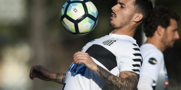 Em litígio com o Santos, Zeca confirma acerto com o Flamengo