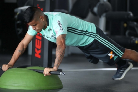Flamengo pode ter retorno de dupla contra o Vitória, pelo Brasileiro
