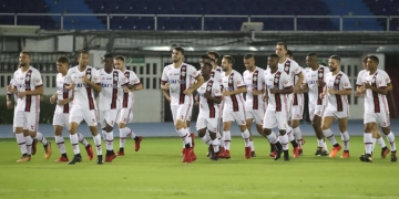 Com objetivos distintos, Vitória e Flamengo duelam em Salvador