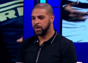 Adriano abre o jogo sobre a conversa que teve com Bandeira de Mello por volta ao Flamengo
