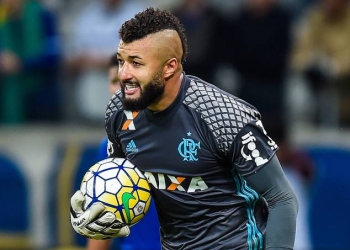 Alex Muralha está muito próximo de trocar o Flamengo pelo futebol mexicano