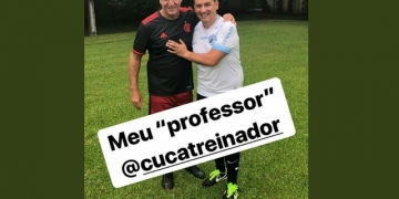 Joel diz que Cuca deveria evitar camisa do Fla, mesmo em pelada: "Não pega bem"