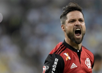 Diego descarta volta ao Santos e diz: 'Não penso em sair do Flamengo'