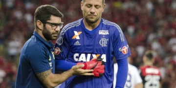 Na maratona de jogos em 2017, Fla perde Diego e goleiros em momentos decisivos