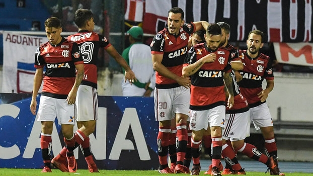 César pega pênalti, Fla vence com 2 de Vizeu e garante mais uma final Brasil x Argentina
