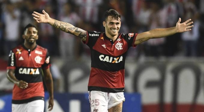 Fla pega Vitória para carimbar passaporte para Libertadores