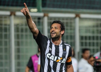 Fla aguarda definição de recurso de Guerrero, mas avança por Fred