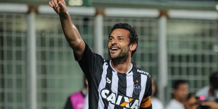 Fla aguarda definição de recurso de Guerrero, mas avança por Fred