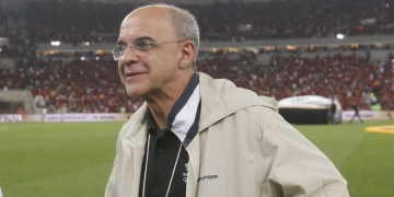 Del Nero quer Bandeira de Mello como vice-presidente da CBF.