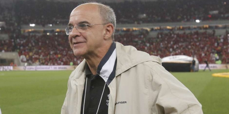 Del Nero quer Bandeira de Mello como vice-presidente da CBF.
