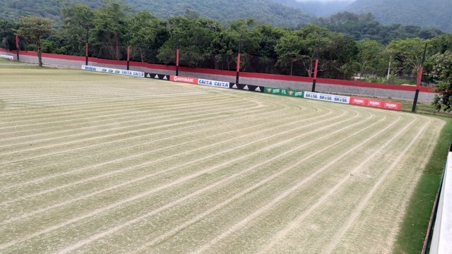 Fla aproveita fim de temporada para trocar "tapete" na Ilha e no CT