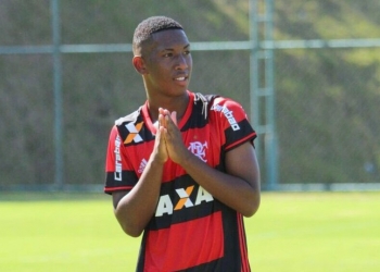 Conheça Marx Lenin, promessa do Flamengo