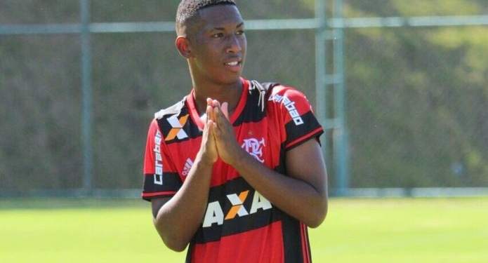 Conheça Marx Lenin, promessa do Flamengo