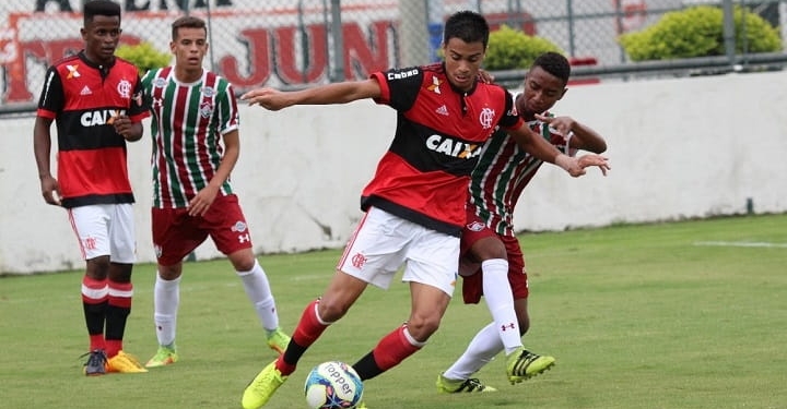 O camisa 10 do futuro: conheça Reinier, o meia clássico da base do Flamengo