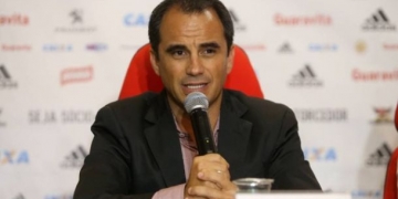 Caetano fica para 2018, e gerente do Corinthians ganha apoio interno no Fla