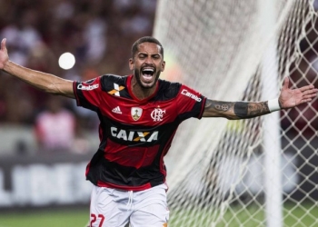 Cuéllar é exemplo para Flamengo recuperar Rômulo
