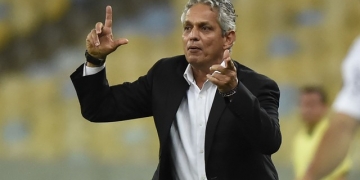 Fla entra no modo desespero e perde outra final