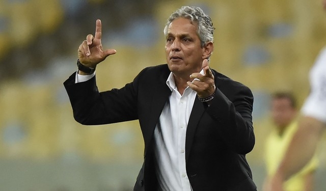 Fla entra no modo desespero e perde outra final