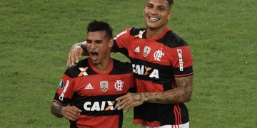 Trauco lamenta situação de Guerrero e diz que colega fez falta no Flamengo