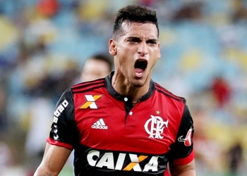 Miguel Trauco está na mira de clubes franceses
