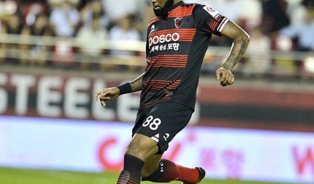 Agora "outro jogador" e fora do Fla, volante Muralha deseja seguir no exterior