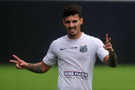 PVC: Flamengo prepara contrato de cinco anos para Zeca