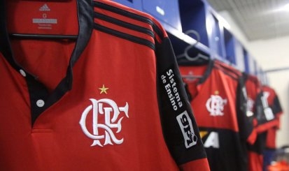 Garotos do Ninho retornam da Copa São Paulo e se apresentam no Ninho do Urubu