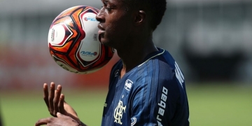 Flamengo diz buscar dois ou três reforços e diz por que City abraçou projeto de Marlos Moreno
