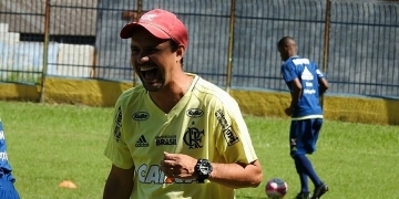 Nas oitavas da Copinha, técnico do Fla celebra perda de jogadores para Carpegiani