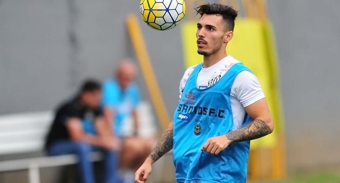Longe do Fla e em litígio com o Santos, Zeca está em Girona, conhecendo possível novo clube