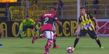 Menos telefone, mais futebol: Fla identifica postura madura e concentrada em jovens