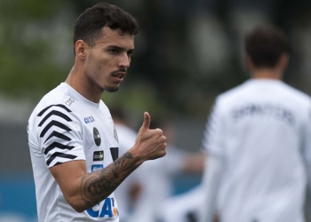 Cinco jogadores que o Fla pode ceder ao Santos em troca por Zeca