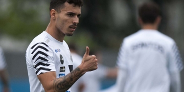 Cinco jogadores que o Fla pode ceder ao Santos em troca por Zeca