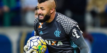 Alex Muralha é mais um a deixar o Fla: goleiro volta ao futebol japonês