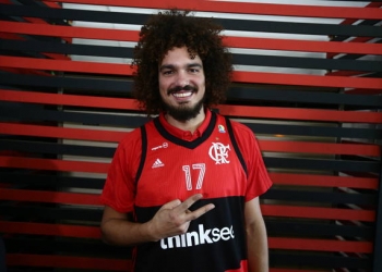Ida de Varejão ao Flamengo expõe realidade do NBB em que até rivais comemoram