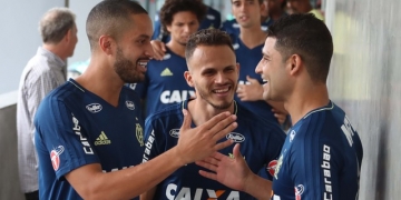 Fla aguarda aval médico para retorno de Ederson aos treinamentos