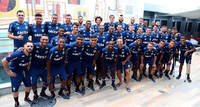 Fla vai ter média de 19,7 anos na estreia. Grupo principal volta gradativamente