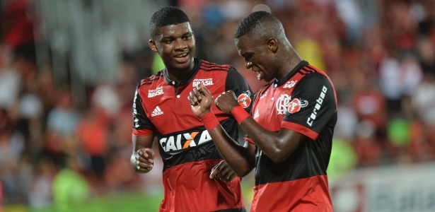 Em momentos distintos, Flamengo e Vasco duelam no Maracanã