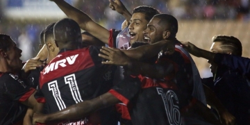 Flamengo goleia Elosport e avança na Copinha