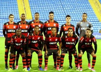 Flamengo e Avaí duelam por vaga na semifinal