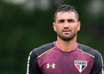 Empresário de Gilberto confirma conversas com o Flamengo
