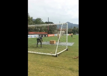 Video: Rogério Maia e José Jober realizam trabalho com os goleiros do Flamengo