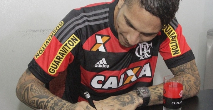 Apesar de brecha jurídica, Fla projeta renovação com Guerrero até o fim de 2018