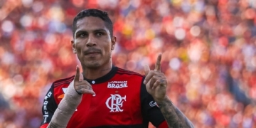 Mesmo com Dourado, Flamengo prioriza renovação de Guerrero, mas só até o fim do ano