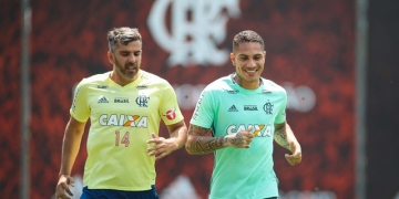 Impedido de ir ao Ninho, Guerrero treina à parte e não vai se reapresentar no Fla