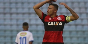 A 5 e a faixa: a história de Hugo Moura, capitão do Flamengo sub-20