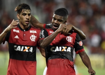 A base vem forte: Flamengo vence o Bangu e encaminha vaga na semifinal