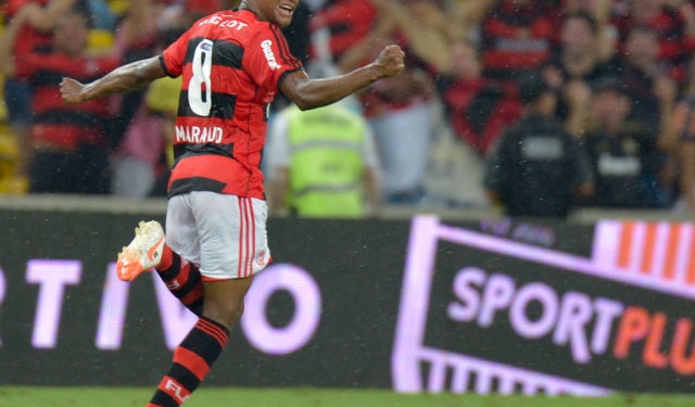 Flamengo encaminha empréstimo de Márcio Araújo para a Chapecoense