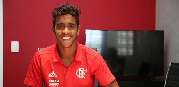 Gabriel acerta empréstimo de um ano e vai trocar o Fla pelo Sport